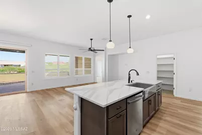 39474 S Summerwood Drive, Saddlebrooke, AZ 85739 - Photo 20