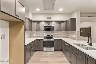 6112 E 25th Street, Tucson, AZ 85711 - Photo 2