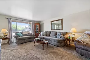 8149 E Colette Pl, Tucson, AZ 85710 - Photo 10