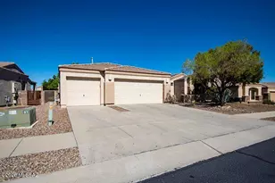 11557 N Flat Iron Dr, Tucson, AZ 85737 - Photo 1