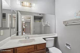 2522 N Ironwood Ridge Dr, Tucson, AZ 85745 - Photo 16
