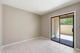 2522 N Ironwood Ridge Dr, Tucson, AZ 85745 - Photo 4