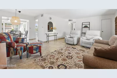 232 N Abrego Drive, Green Valley, AZ 85614 - Photo 6