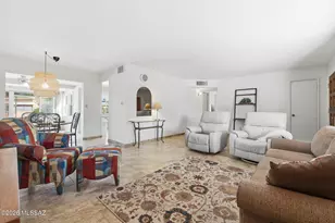 232 N Abrego Dr, Green Valley, AZ 85614 - Photo 6