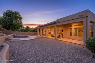 1220 W Calabria Ct, Oro Valley, AZ 85755 - Photo 12