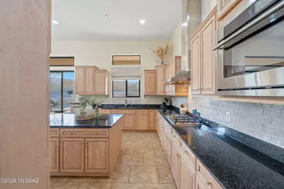 1220 W Calabria Court, Oro Valley, AZ 85755 - Photo 22
