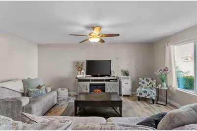 2166 S Calle Polar, Tucson, AZ 85710 - Photo 8