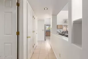 1462 N Purple Cactus Pl, Tucson, AZ 85715 - Photo 6