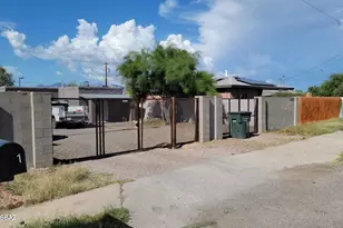 447 E 35th St, Tucson, AZ 85713 - Photo 2