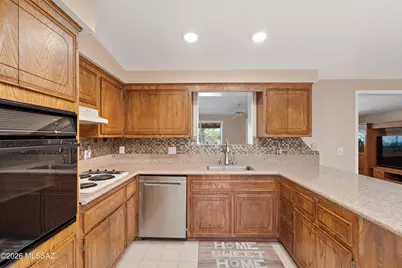 410 W Camino Fairhaven, Tucson, AZ 85704 - Photo 2