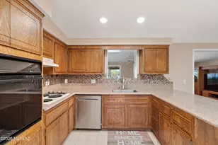 410 W Camino Fairhaven, Tucson, AZ 85704 - Photo 2