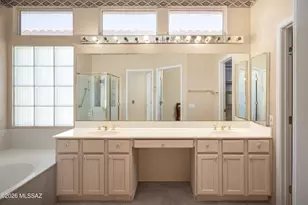 1701 E Crown Ridge Way, Oro Valley, AZ 85755 - Photo 12