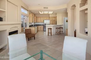 1701 E Crown Ridge Way, Oro Valley, AZ 85755 - Photo 6