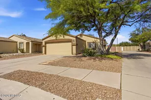 9458 E Bench Mark Loop, Tucson, AZ 85747 - Photo 2