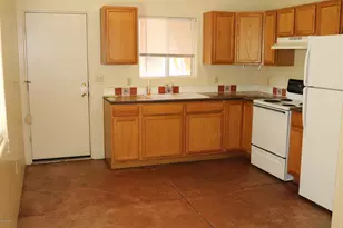 89 E Laguna St, Tucson, AZ 85705 - Photo 2