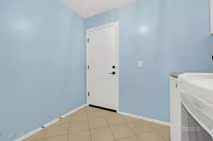 8732 N Finfrock Dr, Tucson, AZ 85743 - Photo 22