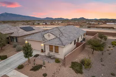 8164 S Expedition Drive, Tucson, AZ 85747 - Photo 2