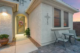 8164 S Expedition Dr, Tucson, AZ 85747 - Photo 4