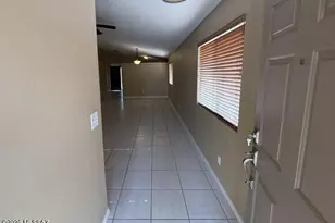 1979 W Cholla Estate Dr, Tucson, AZ 85704 - Photo 4