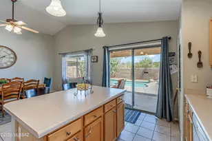 7808 N Sun Flair Dr, Tucson, AZ 85741 - Photo 12