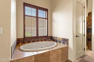 13854 N Open Green Dr, Oro Valley, AZ 85755 - Photo 36