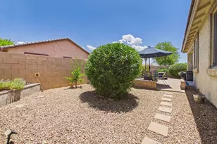 10484 S Cutting Horse Dr, Vail, AZ 85641 - Photo 20