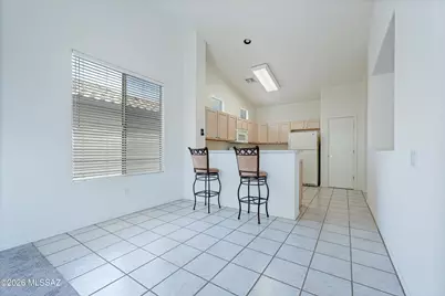 7653 W Starry Night Lane, Tucson, AZ 85743 - Photo 10