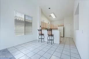 7653 W Starry Night Ln, Tucson, AZ 85743 - Photo 10