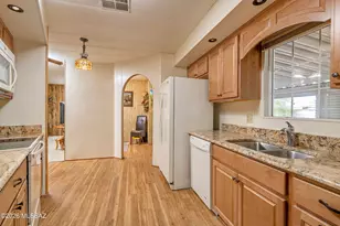 6121 W Flying M St, Tucson, AZ 85713 - Photo 6