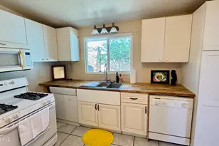 140 W 6th Ave, San Manuel, AZ 85631 - Photo 14