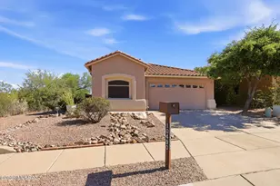10490 E Oakbrook St, Tucson, AZ 85747 - Photo 4