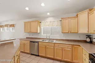 10490 E Oakbrook St, Tucson, AZ 85747 - Photo 16