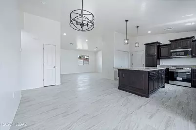 225 Calle Ranuculo, Rio Rico, AZ 85648 - Photo 16