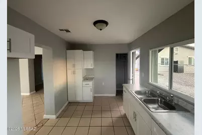337 W 27th Street, Tucson, AZ 85713 - Photo 10