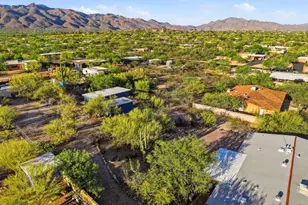 9141 E Indian Canyon Rd, Tucson, AZ 85749 - Photo 32