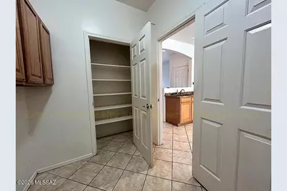 1037 S Speckled Stone Way, Tucson, AZ 85710 - Photo 10