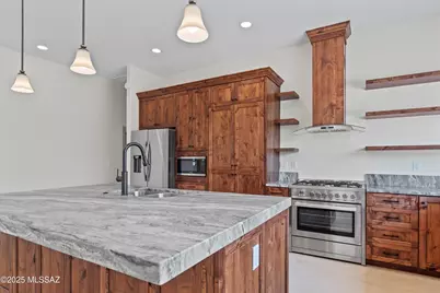1915 E Lind Road, Tucson, AZ 85719 - Photo 2