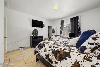 11252 W Artifact Quarry Drive, Marana, AZ 85658 - Photo 12