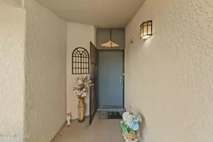 10095 E Autumnwind Pl, Tucson, AZ 85730 - Photo 4