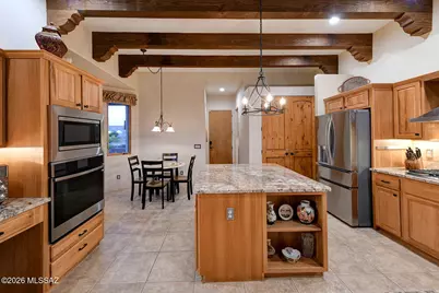 4185 S Manolito Drive, Green Valley, AZ 85622 - Photo 10