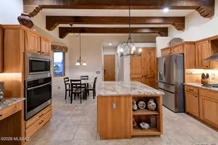 4185 S Manolito Dr, Green Valley, AZ 85622 - Photo 10