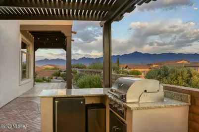 4185 S Manolito Drive, Green Valley, AZ 85622 - Photo 4