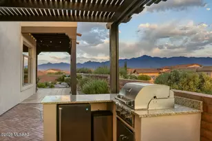 4185 S Manolito Dr, Green Valley, AZ 85622 - Photo 4
