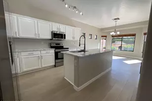 7458 W Crimson Sky Dr, Tucson, AZ 85743 - Photo 14