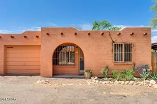 905 E Mesquite Dr, Tucson, AZ 85719 - Photo 1