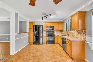 7638 E Saguaro Overlook Dr, Tucson, AZ 85710 - Photo 26