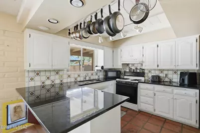 4390 N Camino Vinorama, Tucson, AZ 85750 - Photo 24