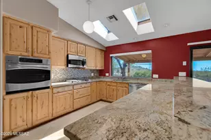 9820 E Nittany Way, Tucson, AZ 85749 - Photo 2