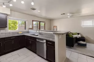 3462 N Applewood Dr, Tucson, AZ 85712 - Photo 12