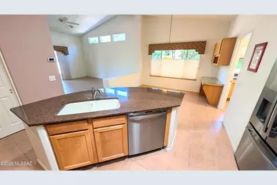 39544 S Winding Drive, Saddlebrooke, AZ 85739 - Photo 8